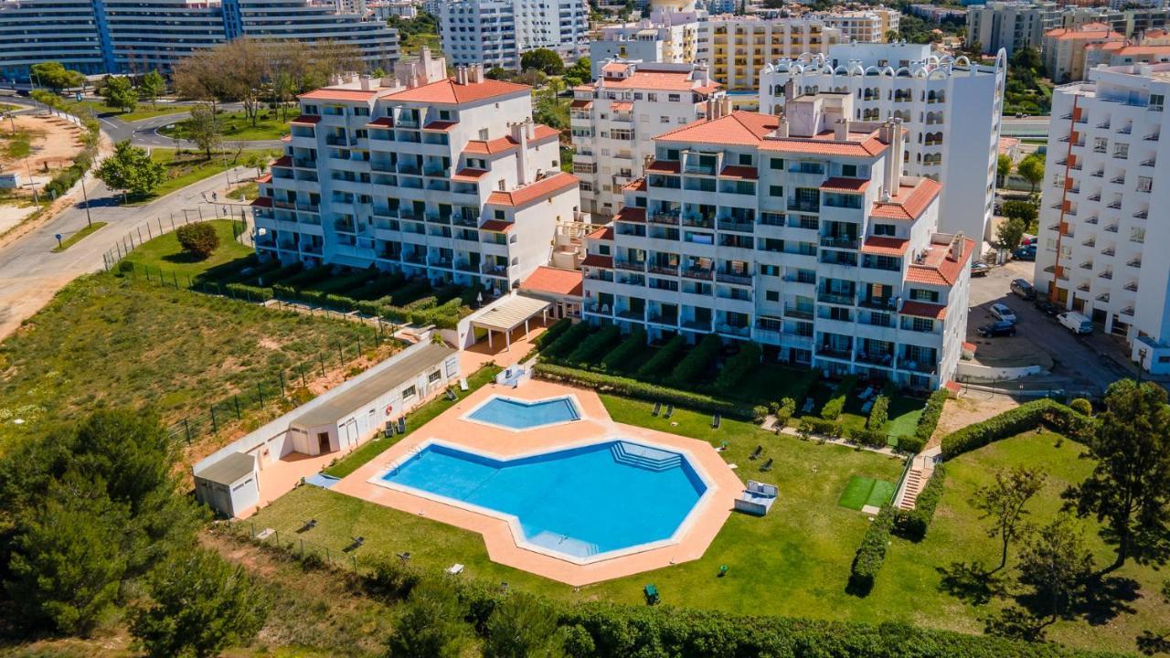 2Bdr Duplex W Ac & Pool In Portimao By Lovelystay Extérieur photo