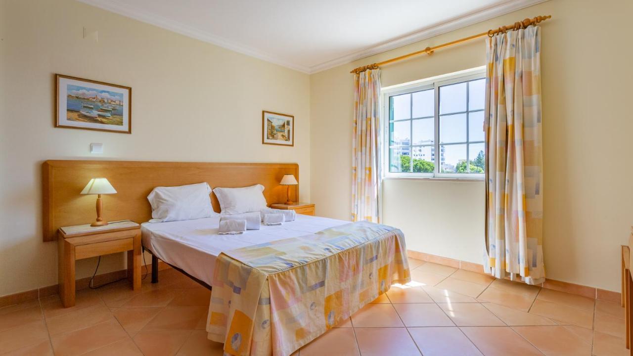 2Bdr Duplex W Ac & Pool In Portimao By Lovelystay Extérieur photo