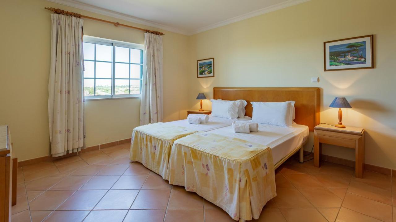 2Bdr Duplex W Ac & Pool In Portimao By Lovelystay Extérieur photo